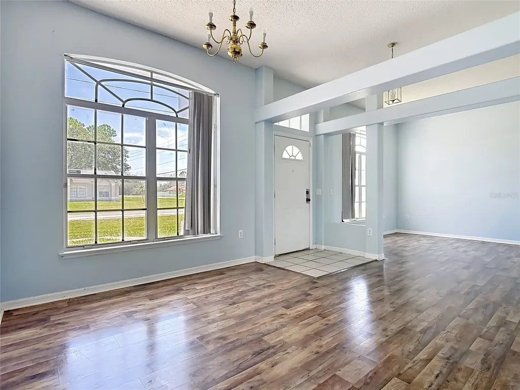 1001 Eiffel Lane Kissimmee FL 34759