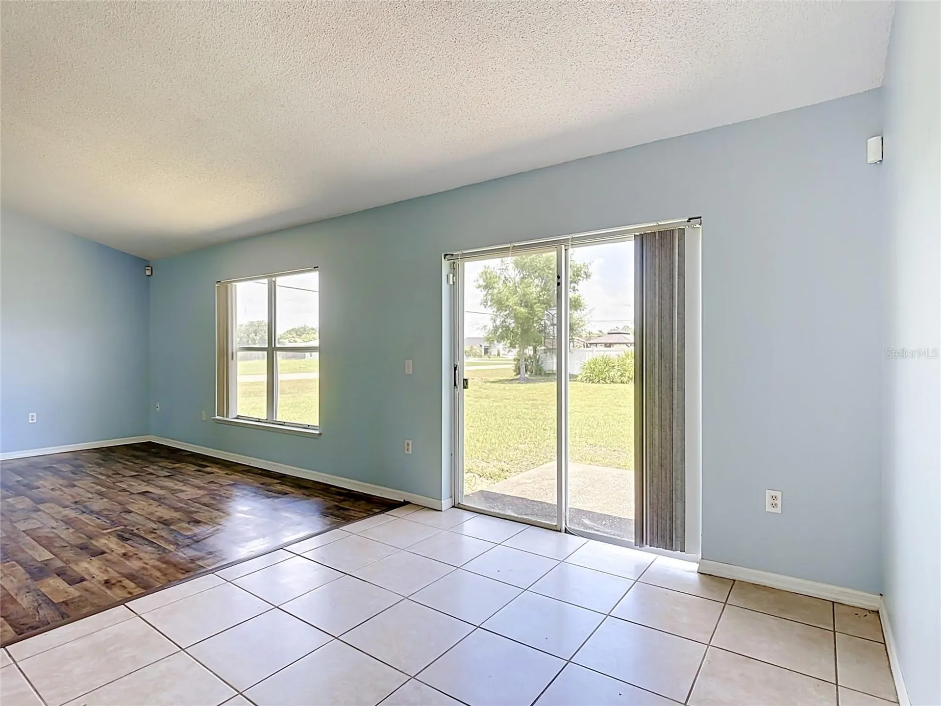 1001 Eiffel Lane Kissimmee FL 34759