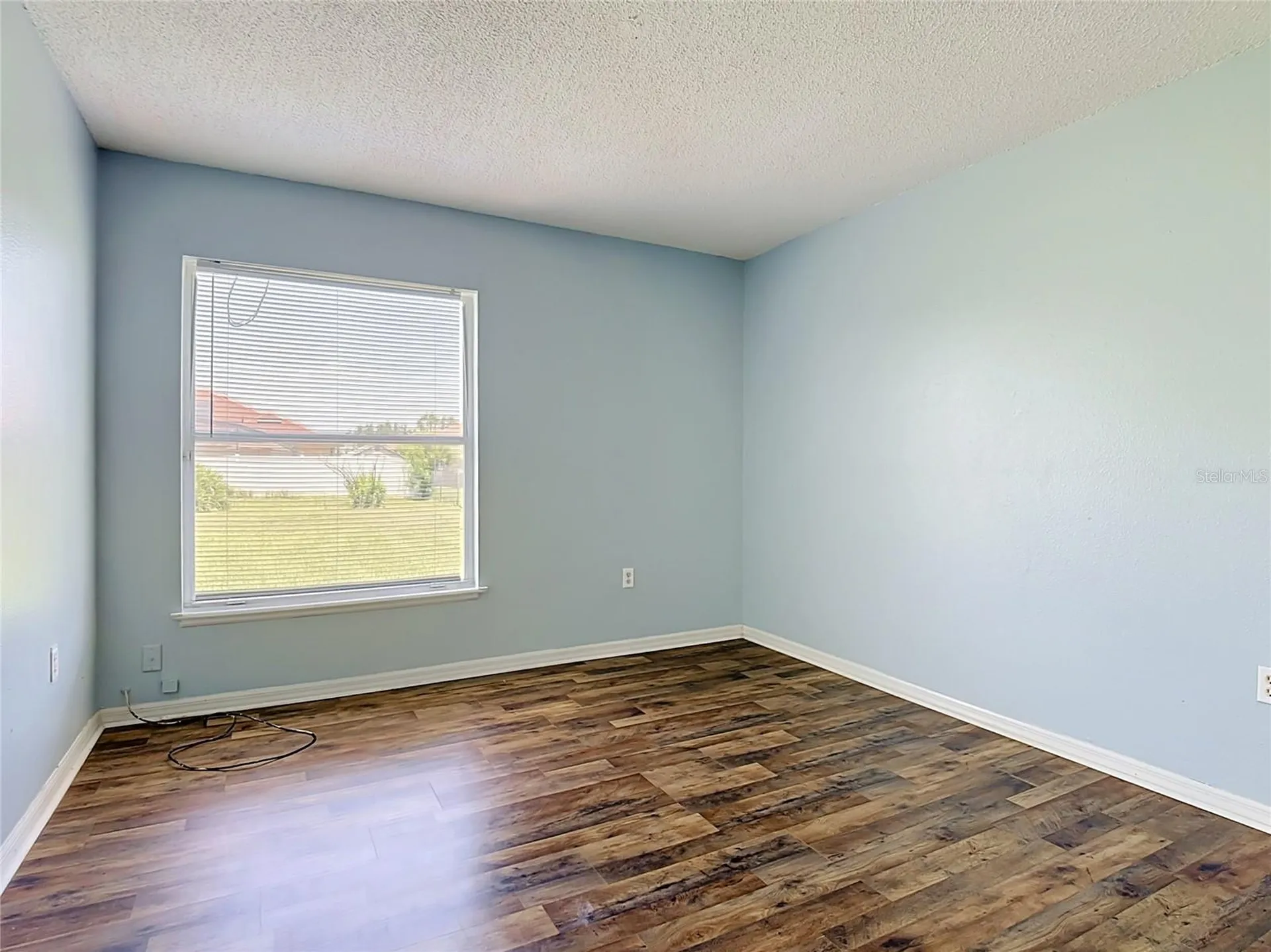 1001 Eiffel Lane Kissimmee FL 34759