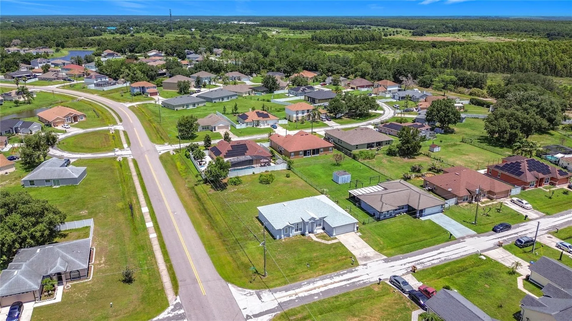 1001 Eiffel Lane Kissimmee FL 34759
