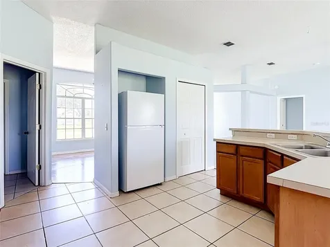 1001 Eiffel Lane Kissimmee FL 34759