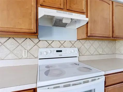 1001 Eiffel Lane Kissimmee FL 34759