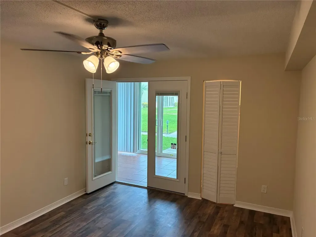 4705 1st Street NE St Petersburg FL 33703
