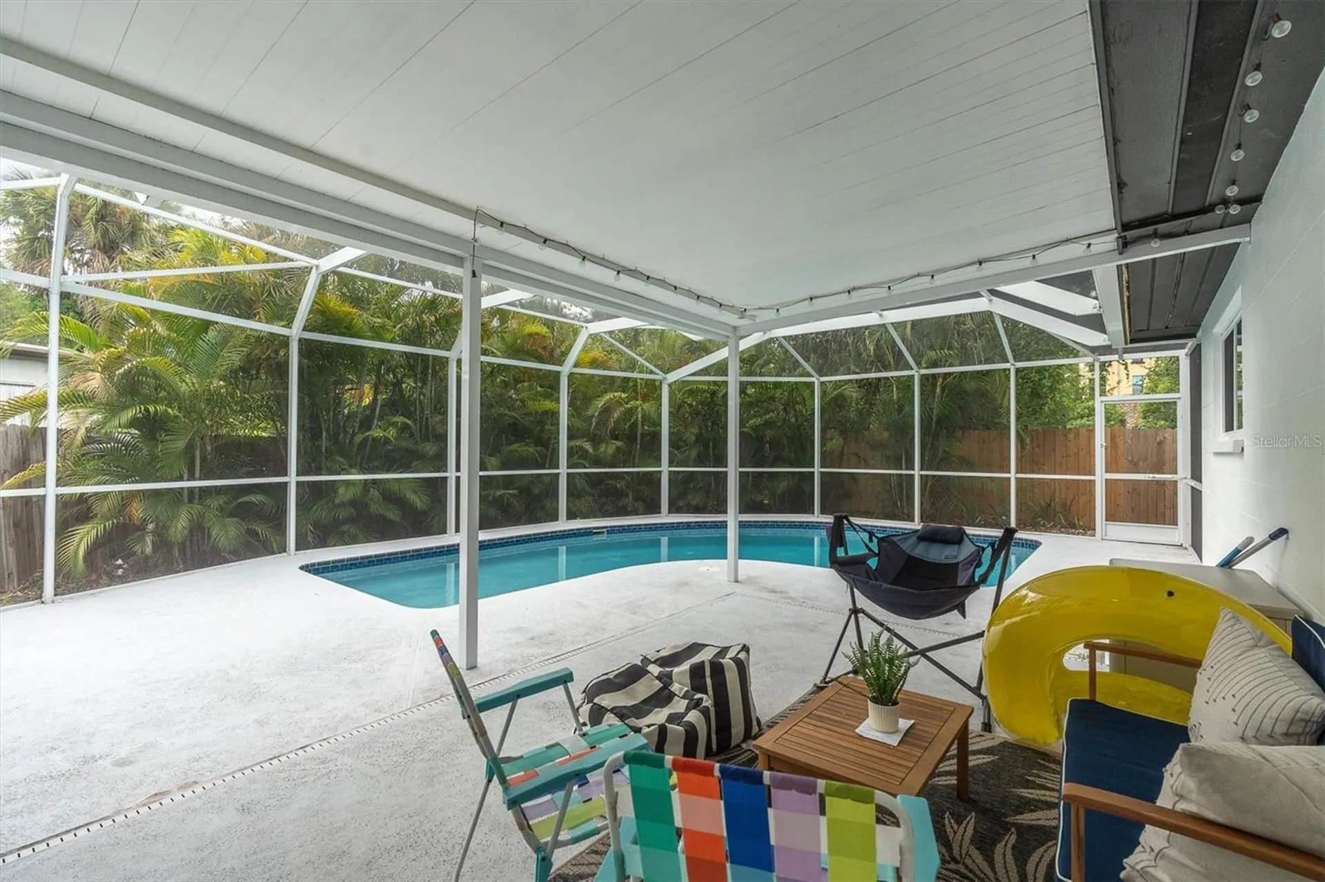 4986 Woodland Drive St Petersburg FL 33708