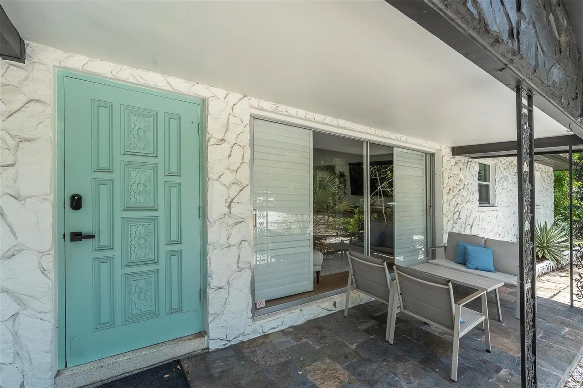4986 Woodland Drive St Petersburg FL 33708