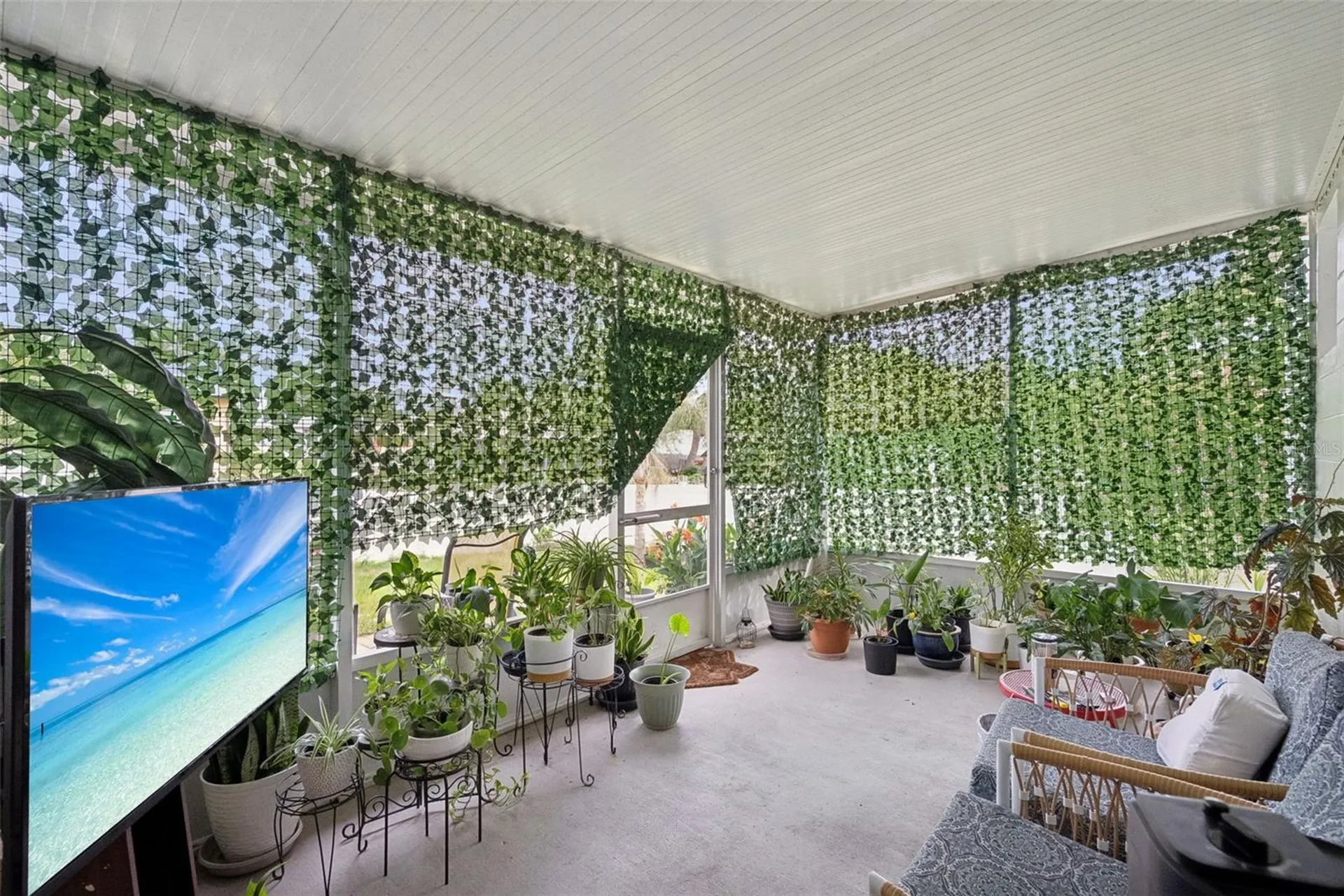 523 Gaspar Avenue Deltona FL 32725