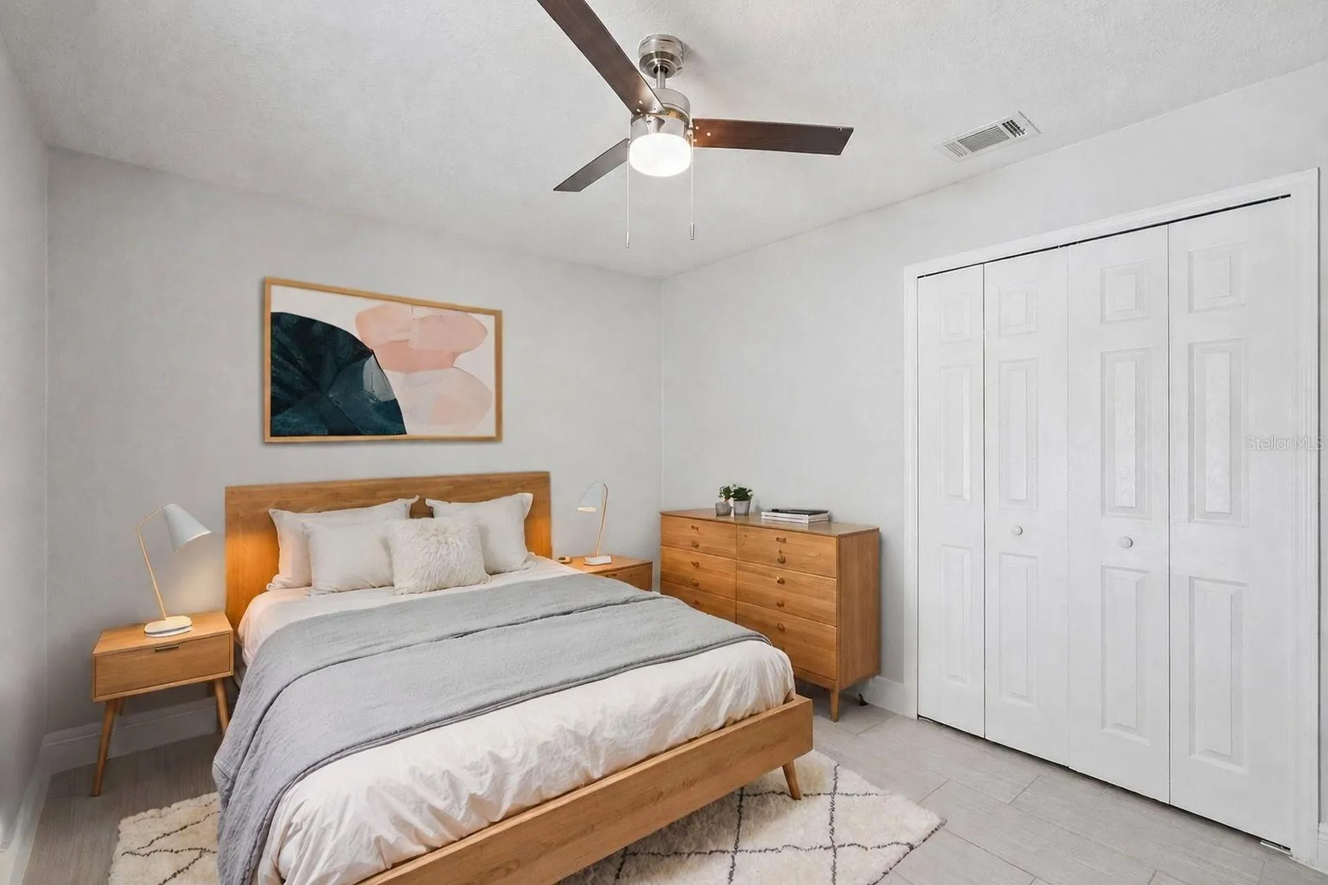 523 Gaspar Avenue Deltona FL 32725