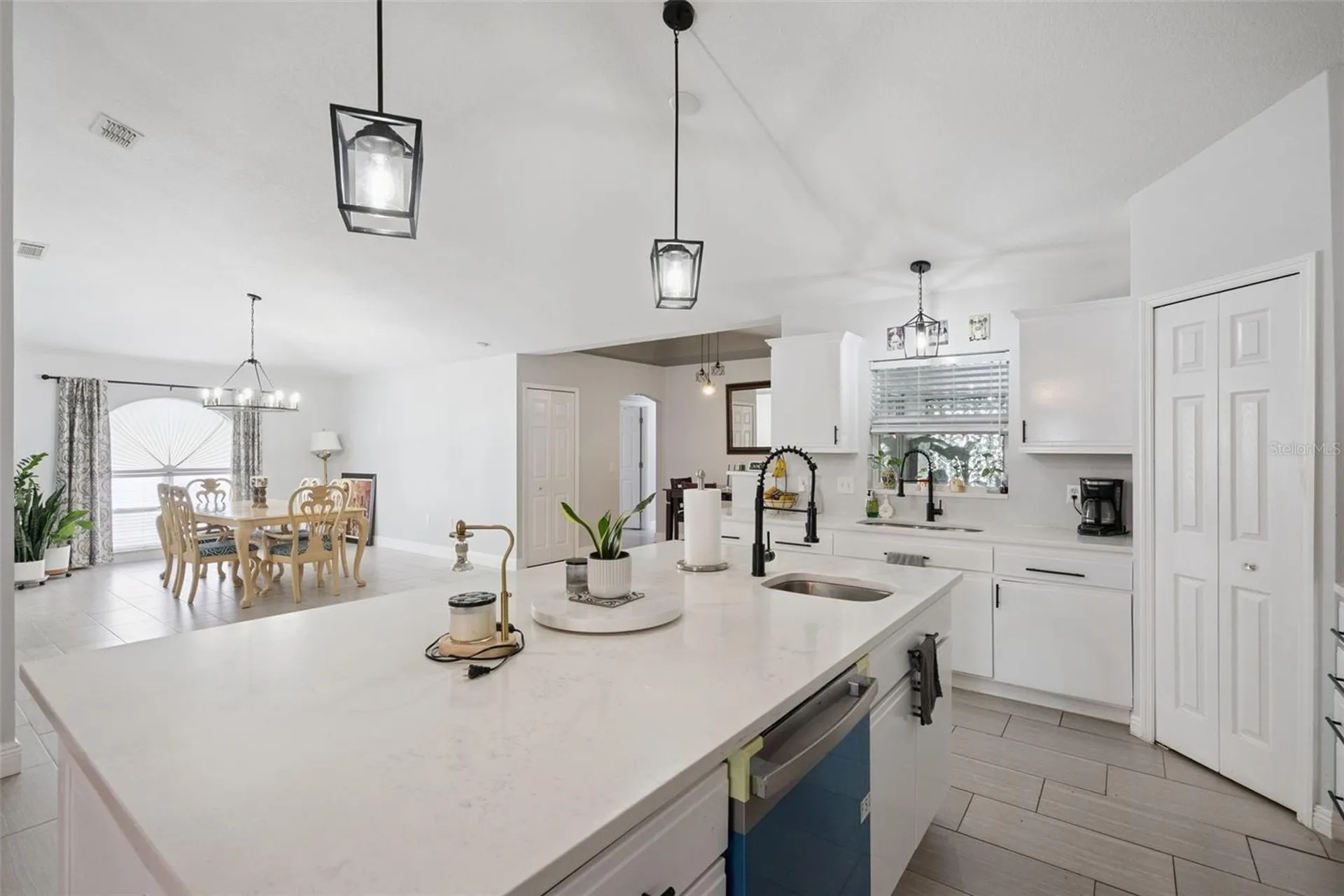 523 Gaspar Avenue Deltona FL 32725