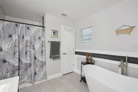 523 Gaspar Avenue Deltona FL 32725