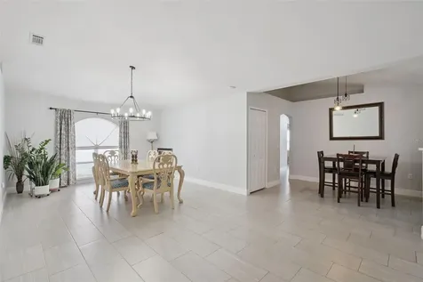 523 Gaspar Avenue Deltona FL 32725