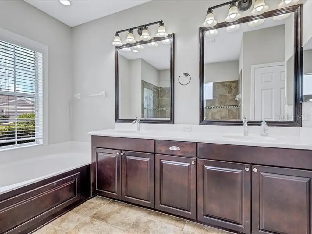1436 Hickory View Circle Parrish FL 34219