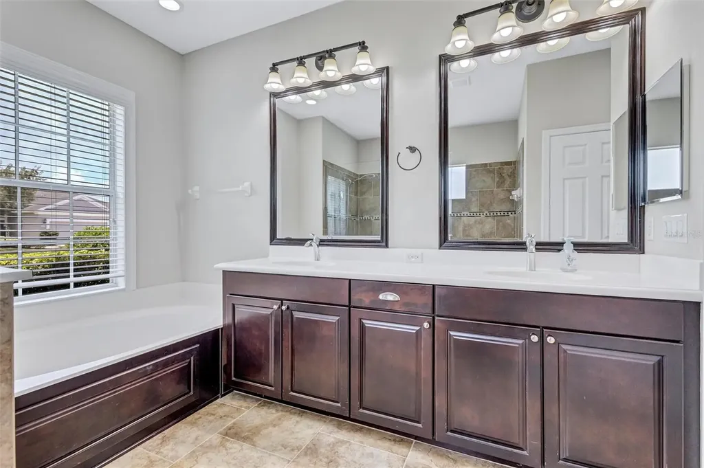 1436 Hickory View Circle Parrish FL 34219