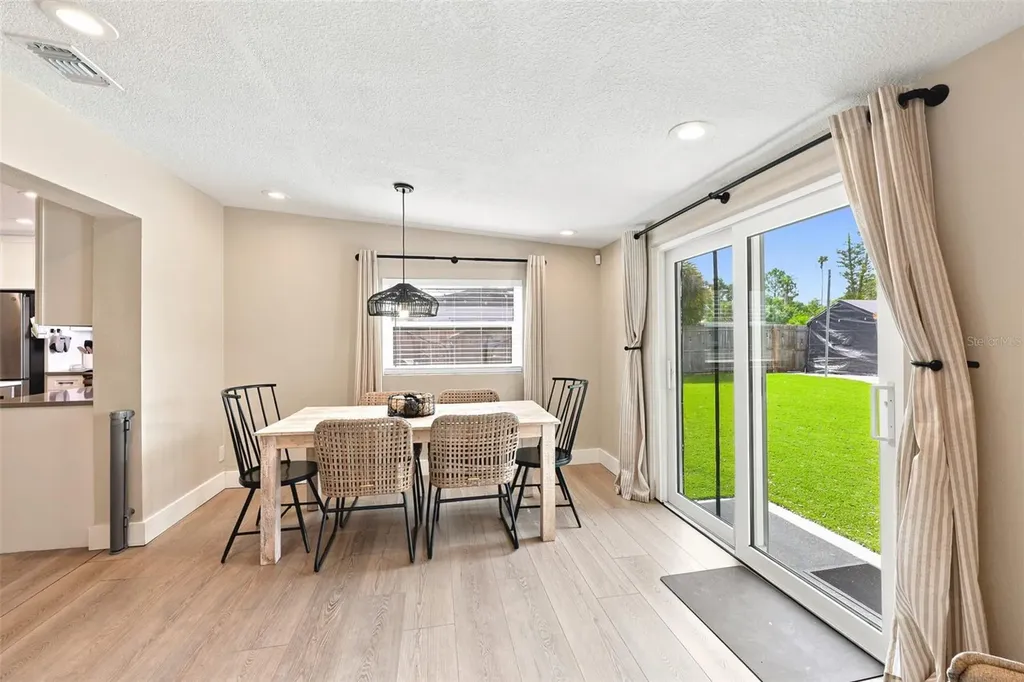 716 75th Avenue N St Petersburg FL 33702