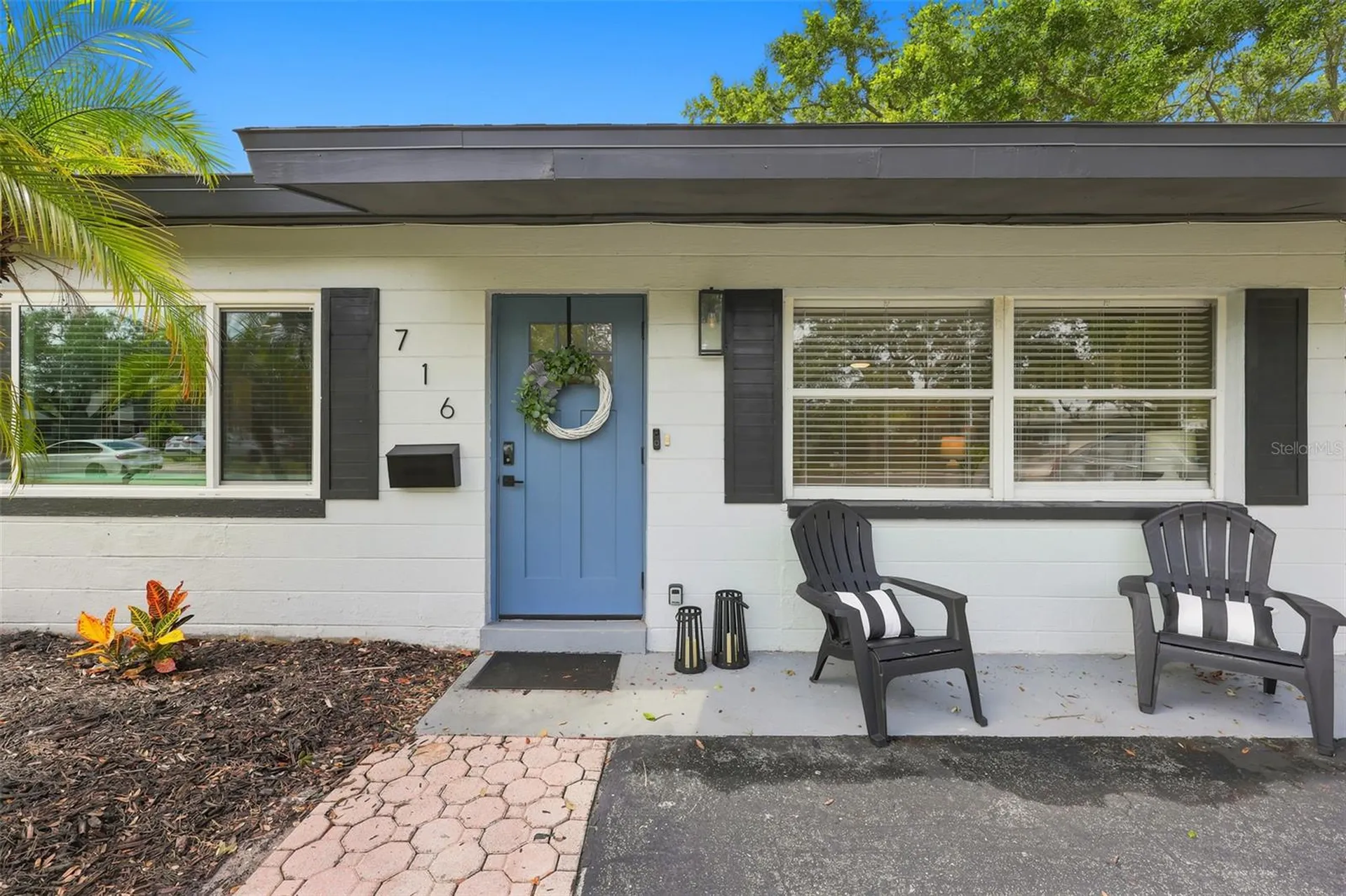 716 75th Avenue N St Petersburg FL 33702