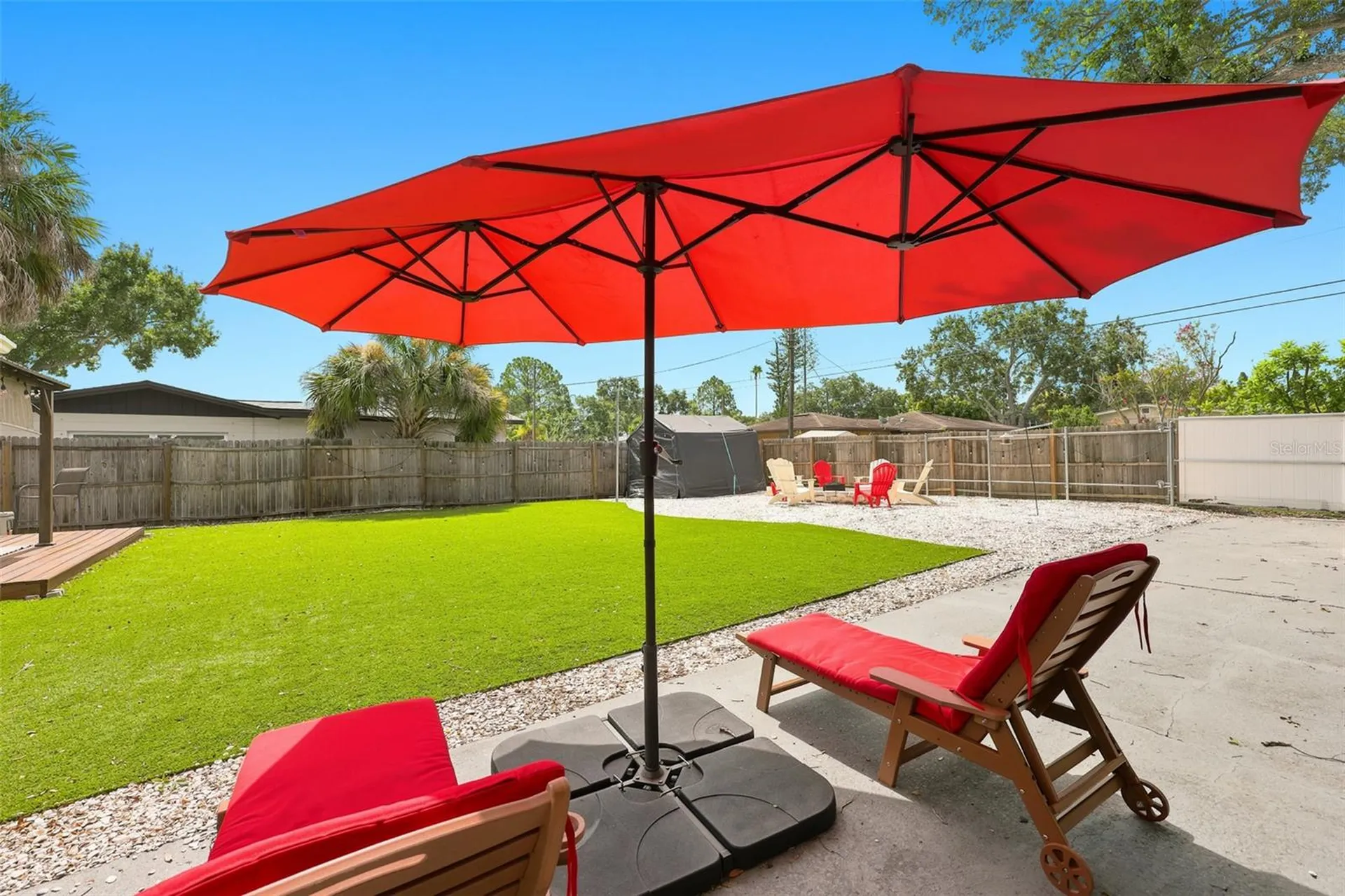 716 75th Avenue N St Petersburg FL 33702