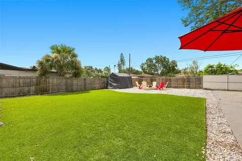 716 75th Avenue N St Petersburg FL 33702