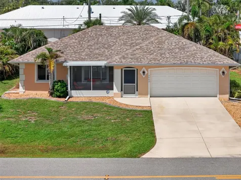 2683 Lakeshore Circle Port Charlotte FL 33952
