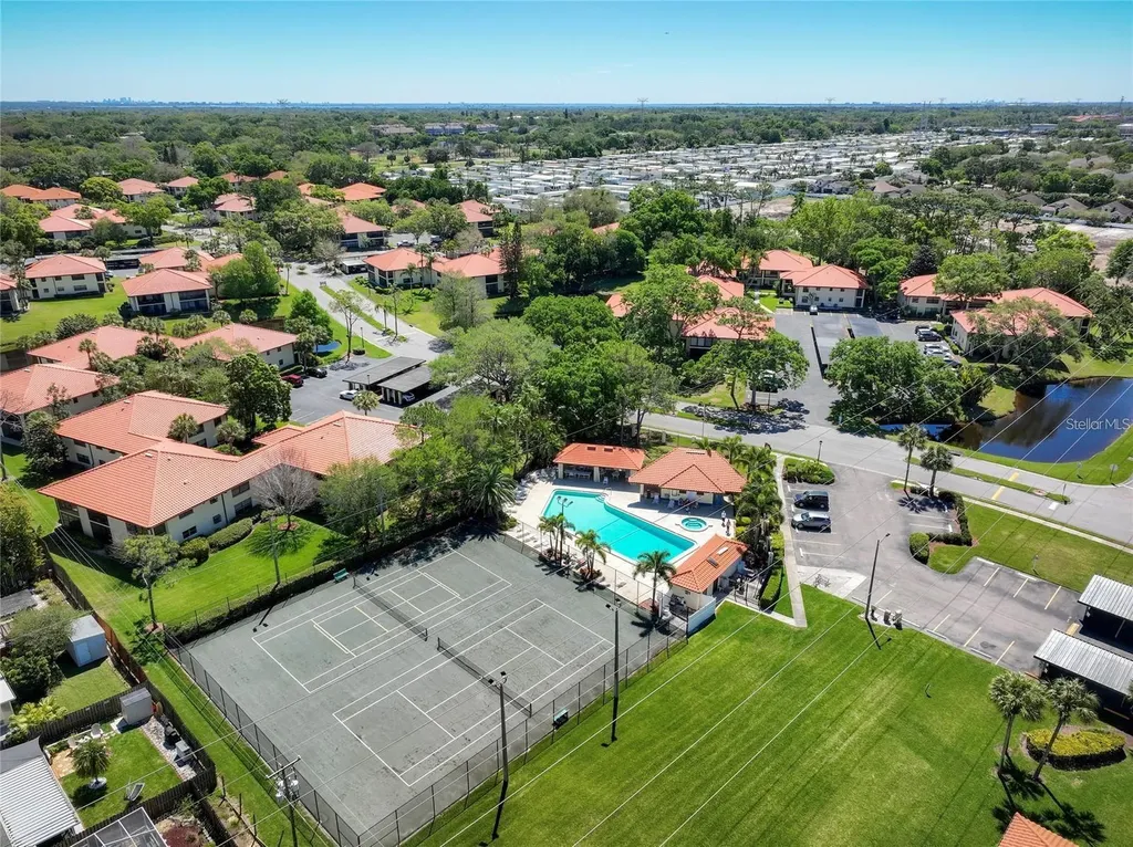 1712 Hammock Pine Boulevard Clearwater FL 33761