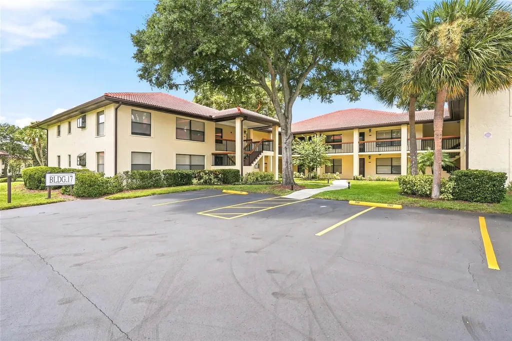 1712 Hammock Pine Boulevard Clearwater FL 33761