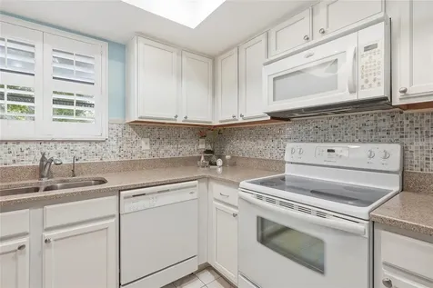 1712 Hammock Pine Boulevard Clearwater FL 33761