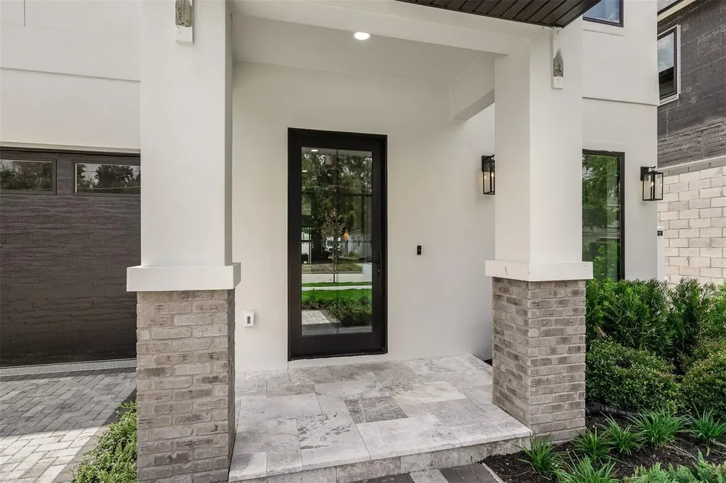 106 W King Street Orlando FL 32804