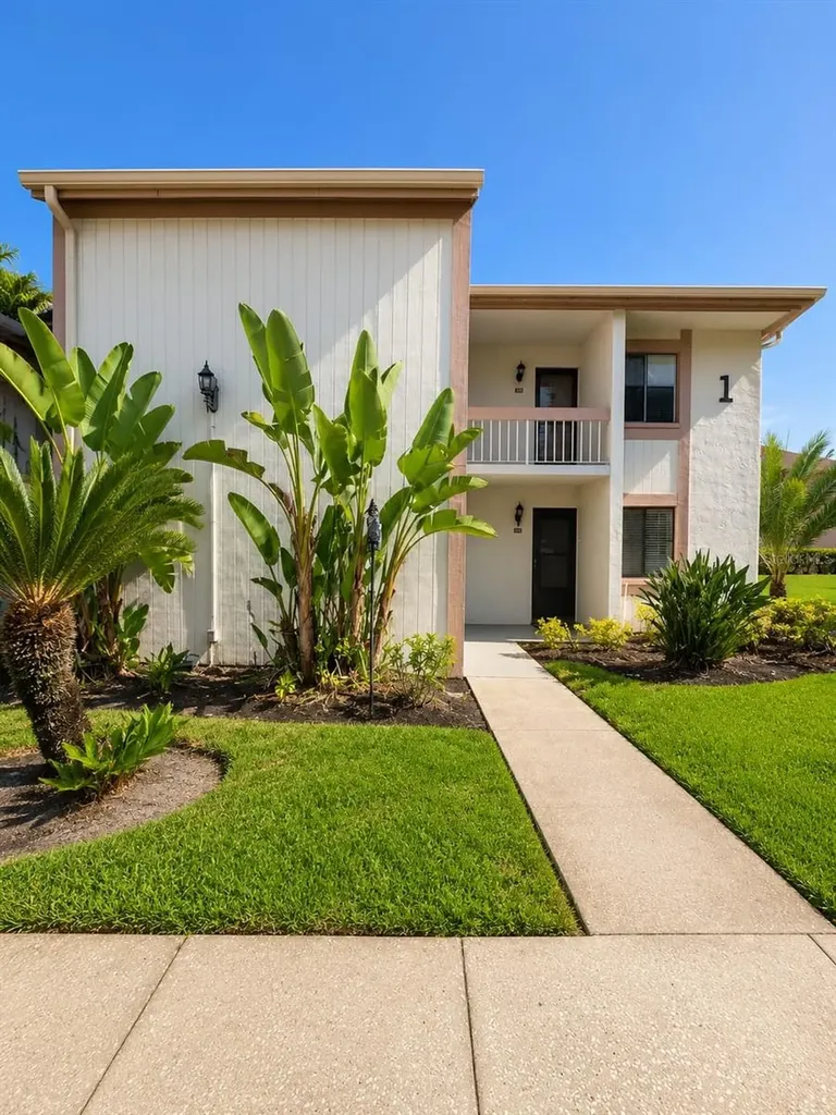 115 Lakeview Place Oldsmar FL 34677