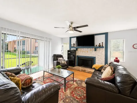 115 Lakeview Place Oldsmar FL 34677