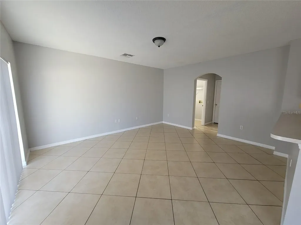 319 Alegriano Court Kissimmee FL 34758