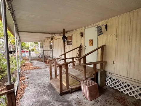 5042 76th Street N St Petersburg FL 33709