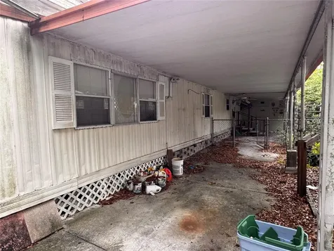 5042 76th Street N St Petersburg FL 33709