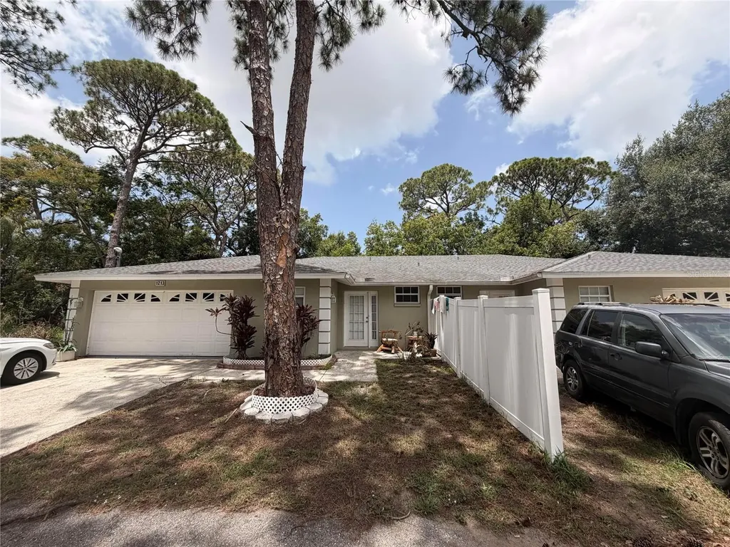 1213 Benedict Court Sarasota FL 34237