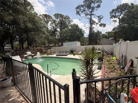 1213 Benedict Court Sarasota FL 34237