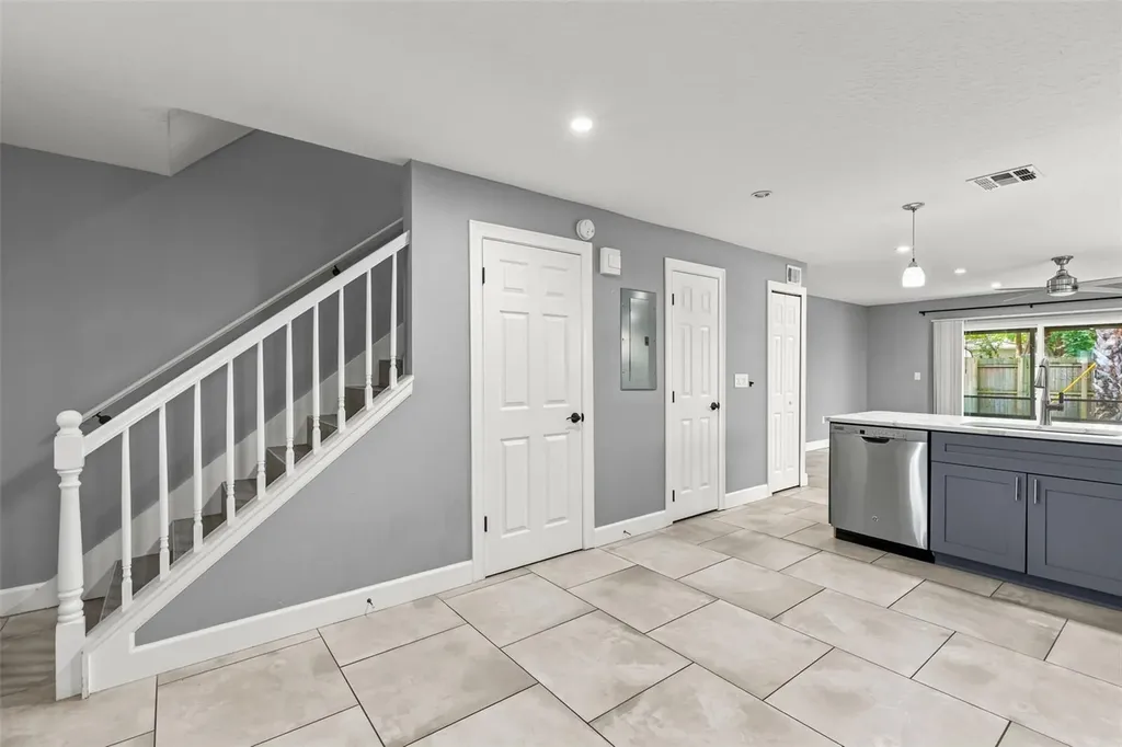 1608 Nebraska Street Orlando FL 32803