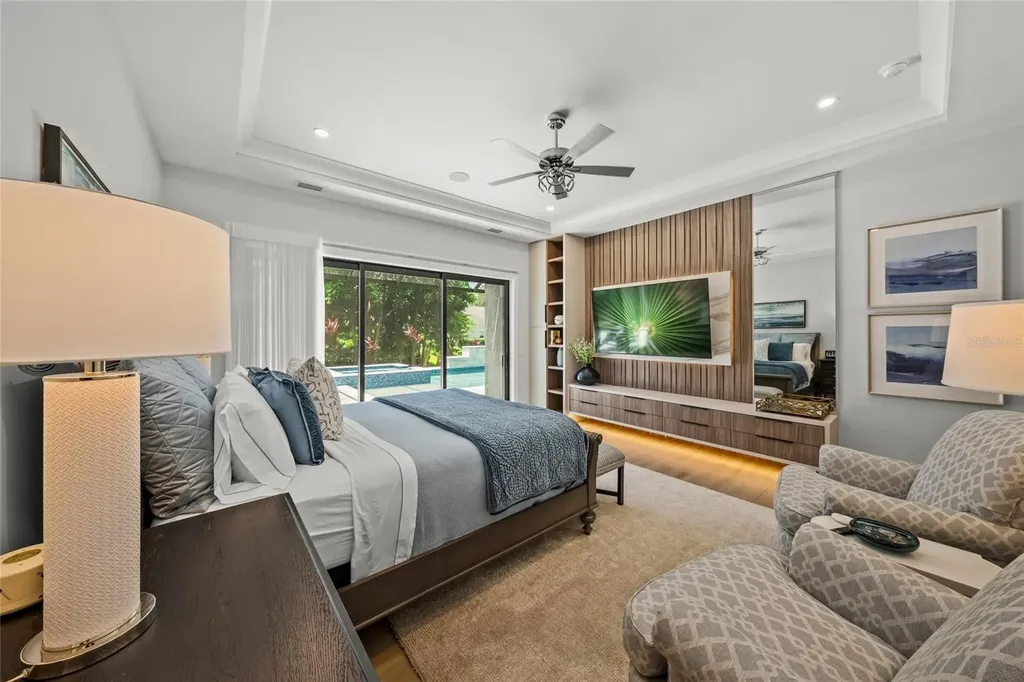 1555 Eastbrook Drive Sarasota FL 34231