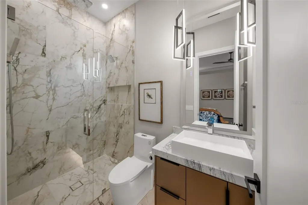 1555 Eastbrook Drive Sarasota FL 34231