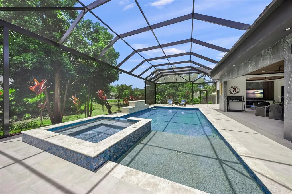 1555 Eastbrook Drive Sarasota FL 34231