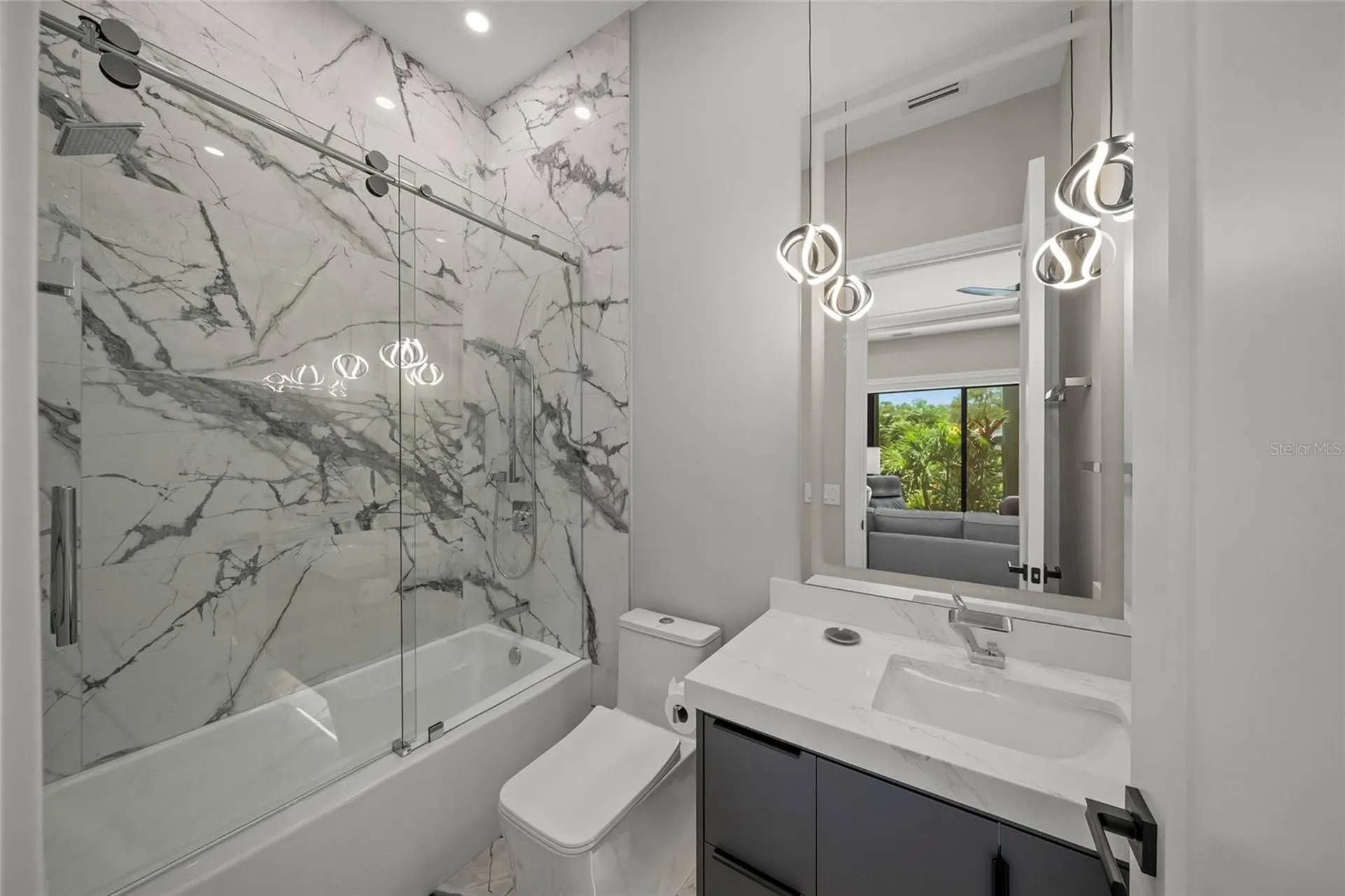 1555 Eastbrook Drive Sarasota FL 34231