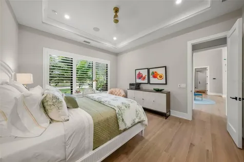 1555 Eastbrook Drive Sarasota FL 34231