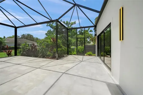 1555 Eastbrook Drive Sarasota FL 34231