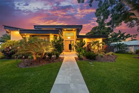 1555 Eastbrook Drive Sarasota FL 34231