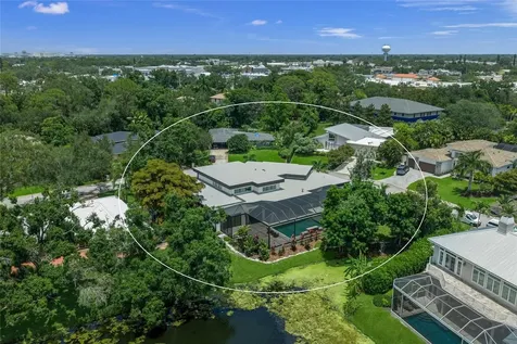 1555 Eastbrook Drive Sarasota FL 34231