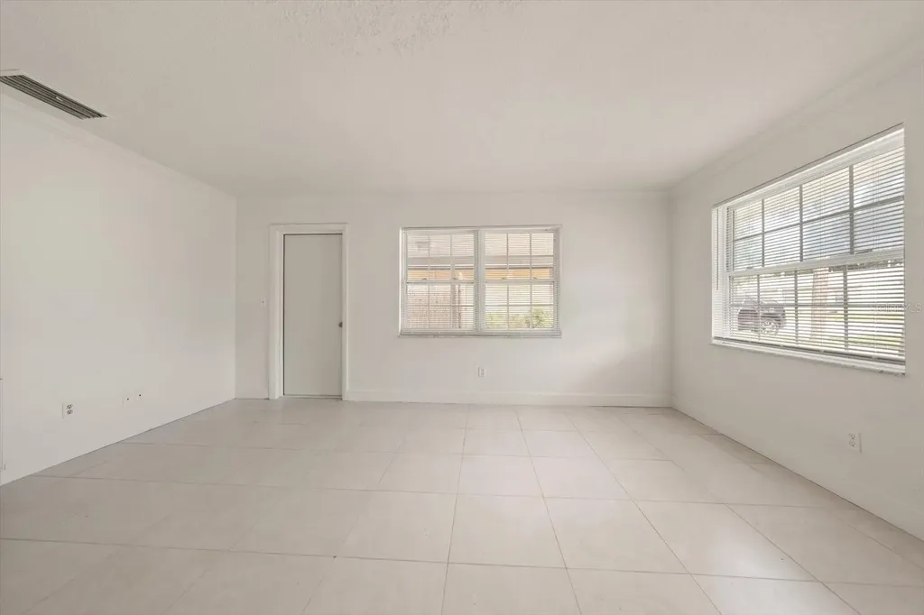 3223 Dryer Avenue Largo FL 33770