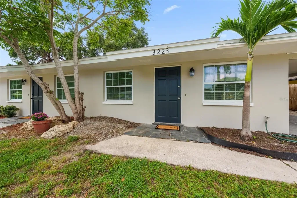 3223 Dryer Avenue Largo FL 33770