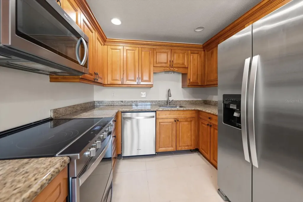 3223 Dryer Avenue Largo FL 33770