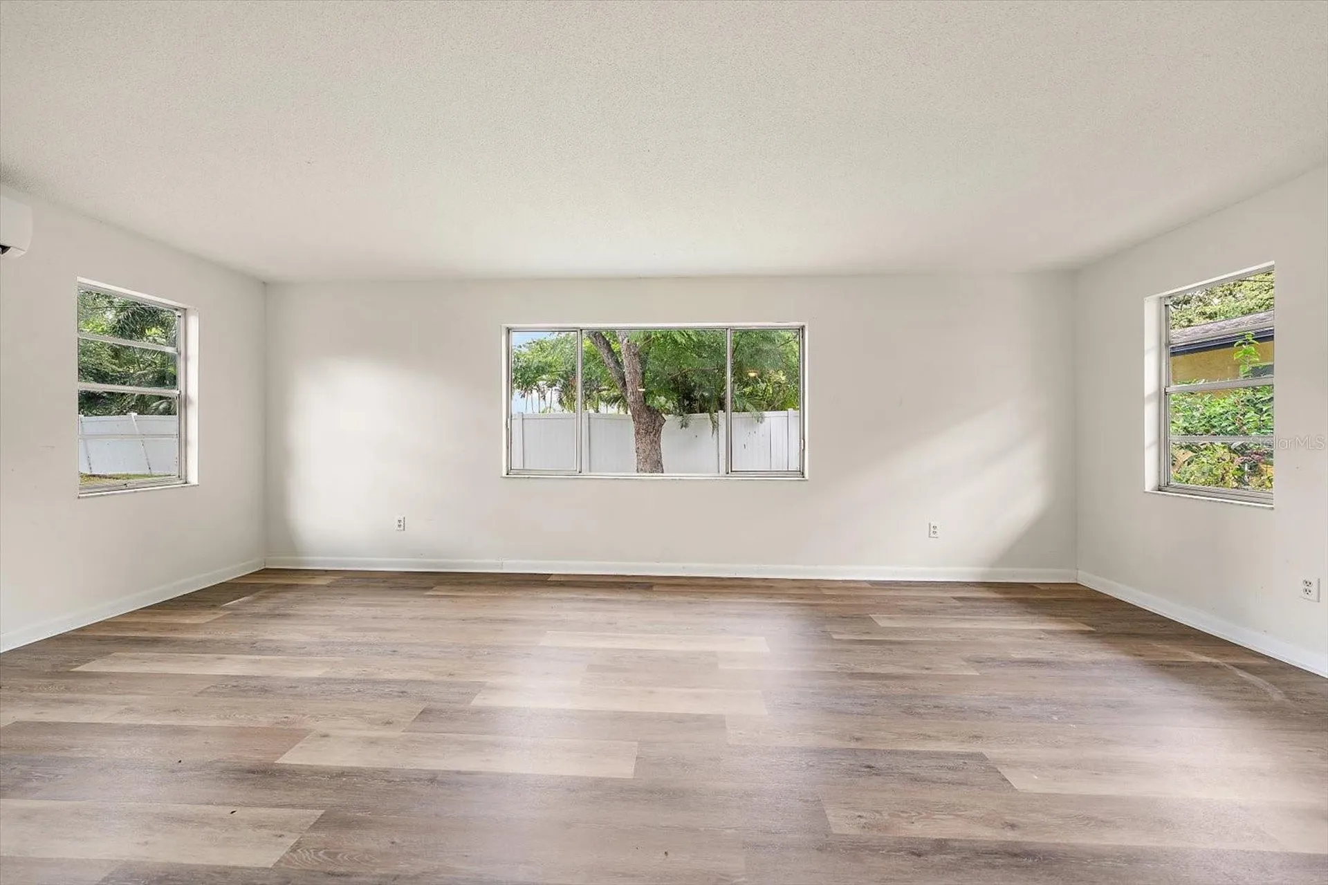 3223 Dryer Avenue Largo FL 33770