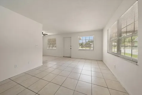 3223 Dryer Avenue Largo FL 33770