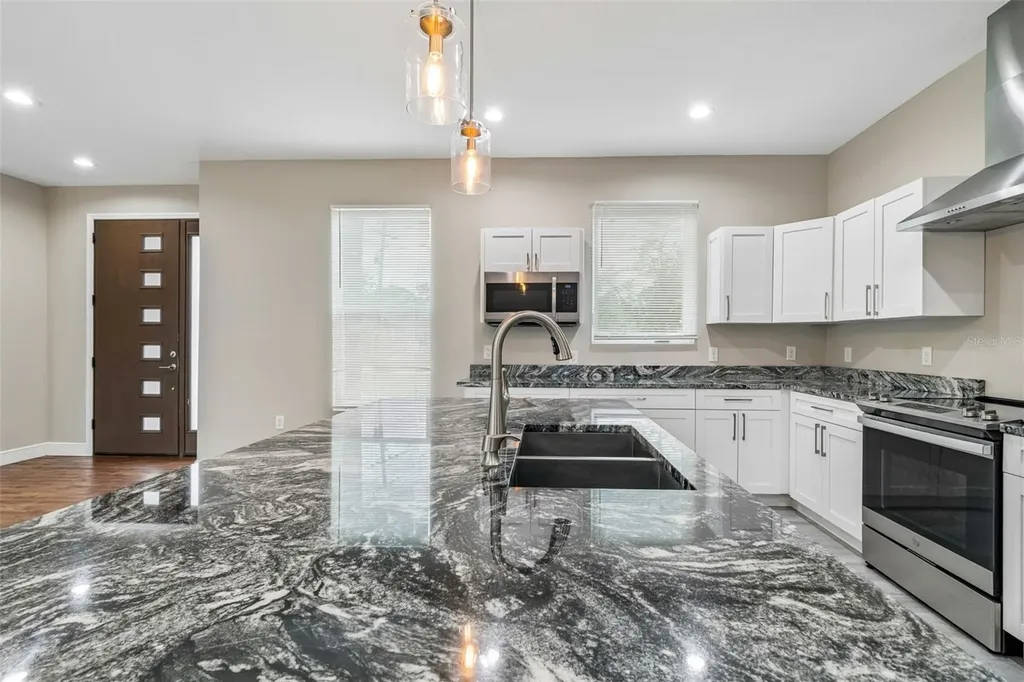 8528 Patsy Street Tampa FL 33615
