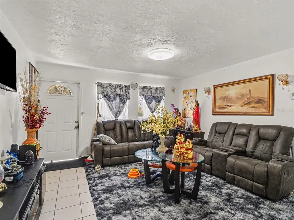 2839 19th Street W Bradenton FL 34205