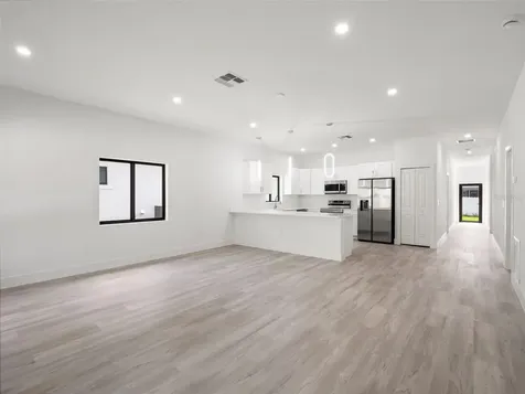 501 Ocean Avenue Apopka FL 32703