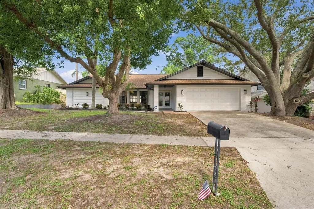 2721 Briarpatch Drive Valrico FL 33596